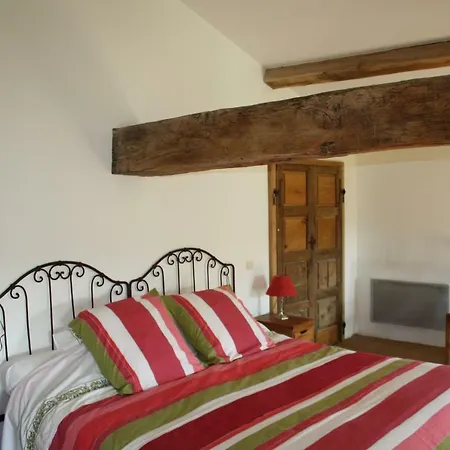 Le Maine Sougouse Bed and breakfast 3*